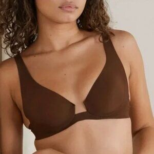 SKIMS Naked Stretch Mesh Plunge Underwire  Bra in Dark Brown Size 40C NWT